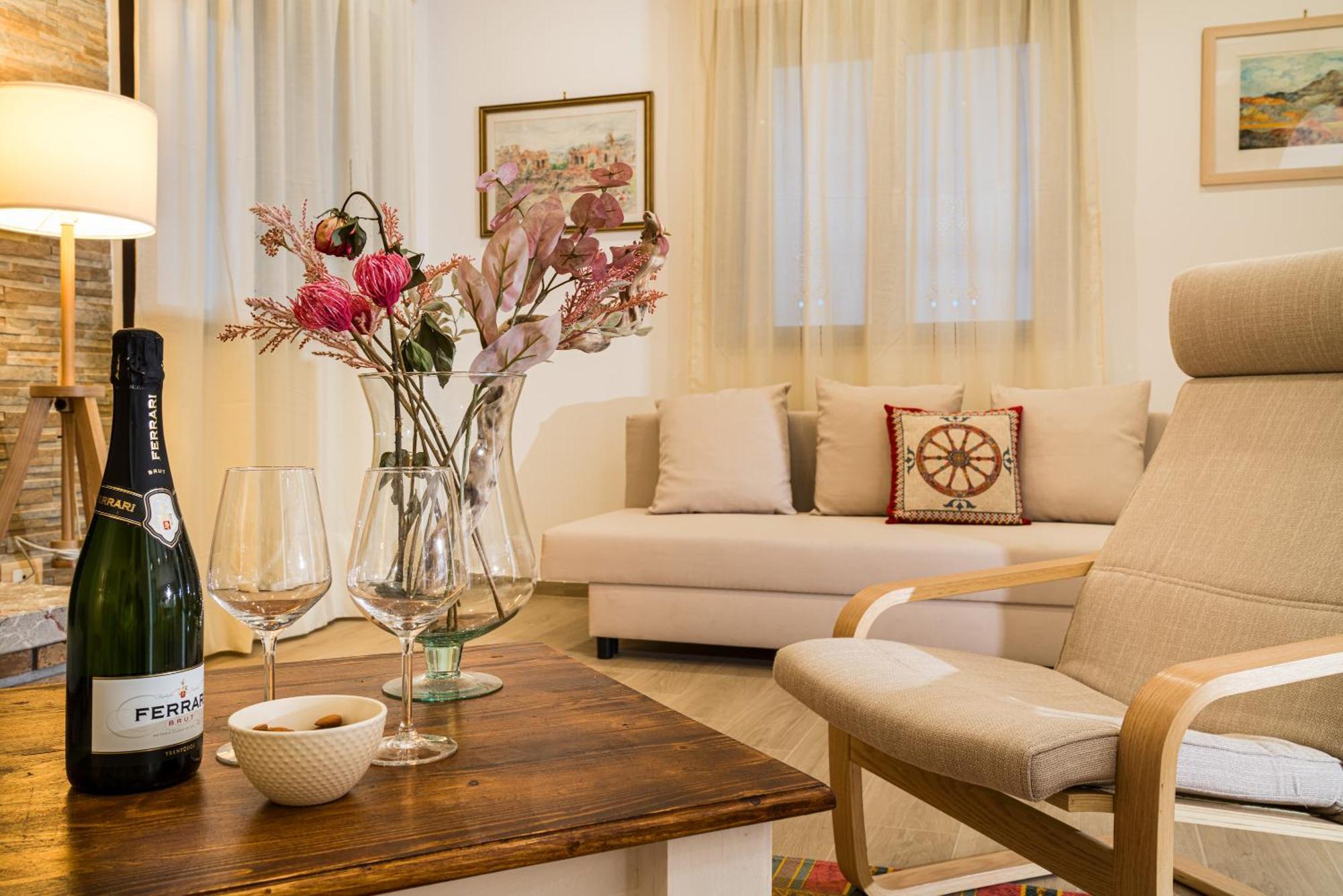 Nuciara Luxury Apartment Таормина Екстериор снимка